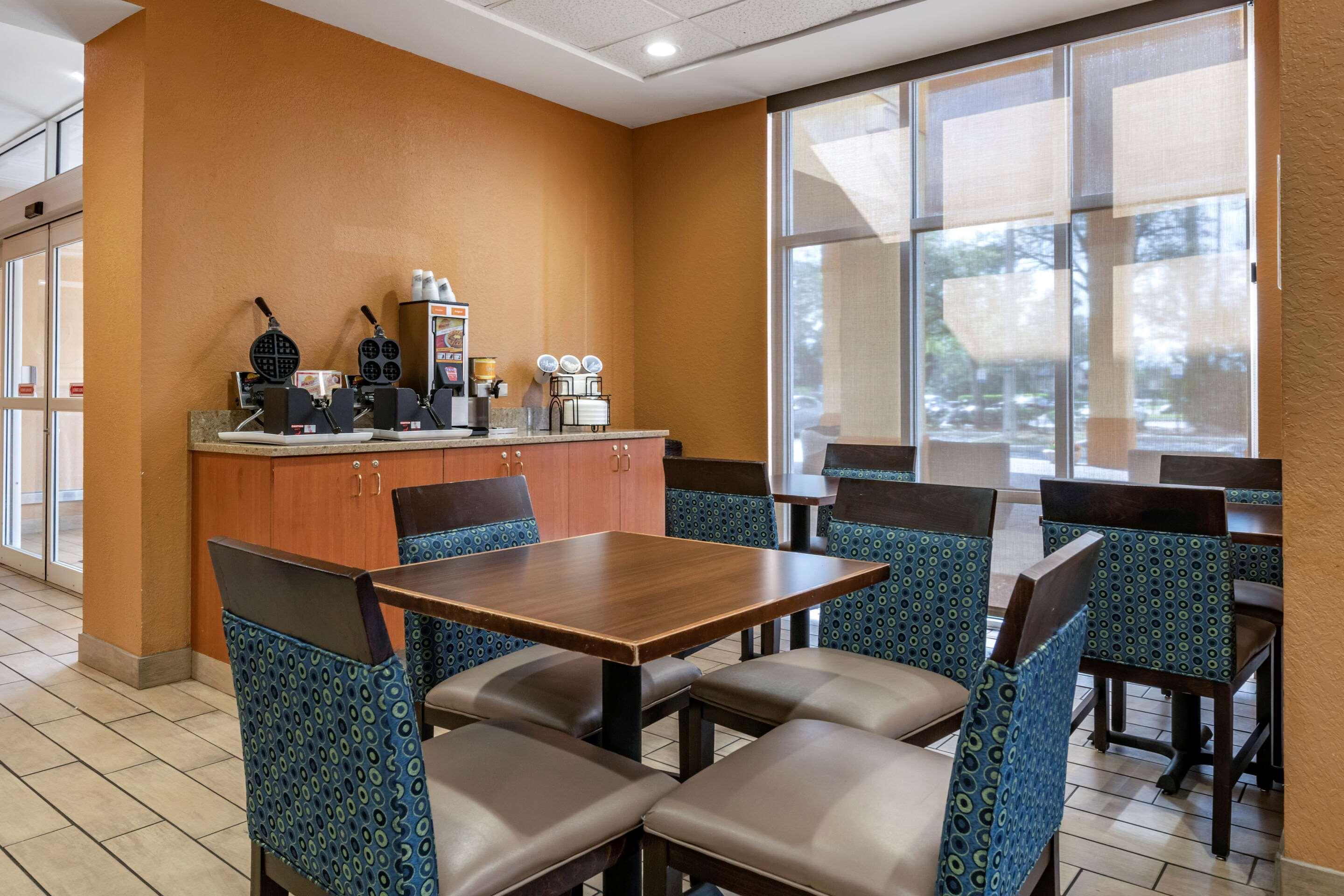 Comfort Inn & Suites Orlando North Sanford Kültér fotó